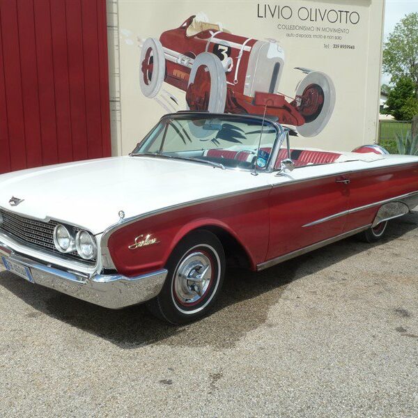 Ford Galaxie Sunliner Convertibile anno 1960